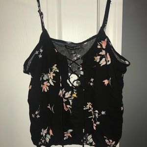 Kendall and Kylie tank